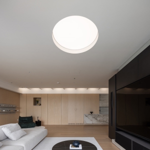 极简原木风的家，纯粹理念与原始质感的空间共鸣