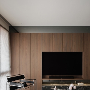 现代原木风的家，彰显摩登时尚特色