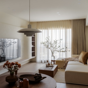 130㎡奶油原木与复古调融合，打造松弛有格调的家居美学